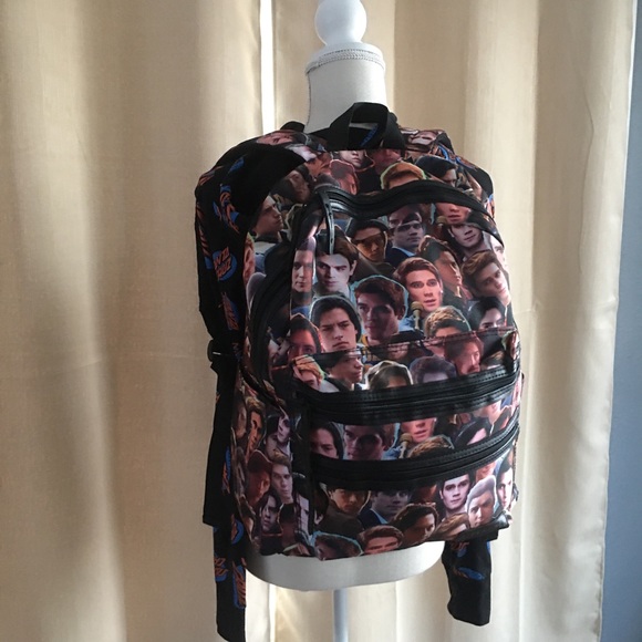 NWOT Riverdale Archie and Jug Head Photo Collage Backpack - Picture 7 of 9